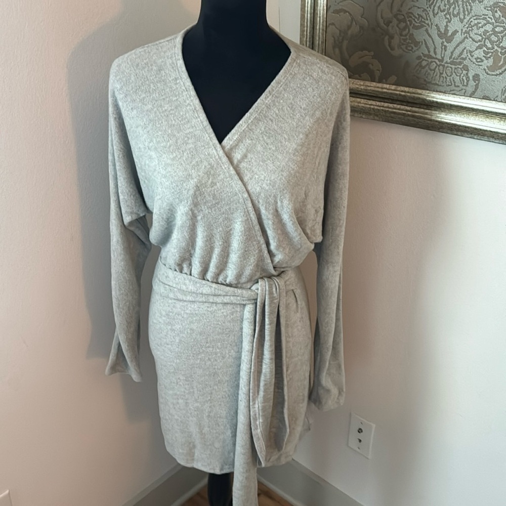 HASHTTAG IN TREND Hacci Long Sleeve Wrap Dress Heather gray top‎ mini dress Sz M